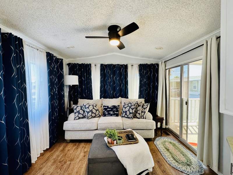 10442 N Frontage Rd #157