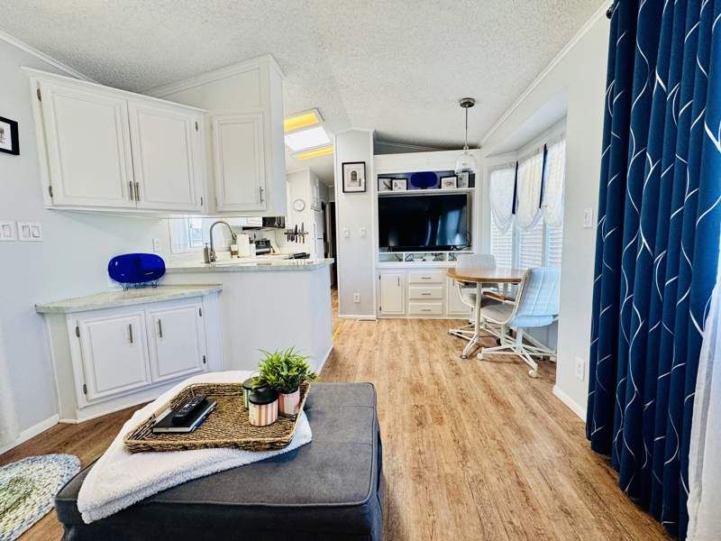 10442 N Frontage Rd #157