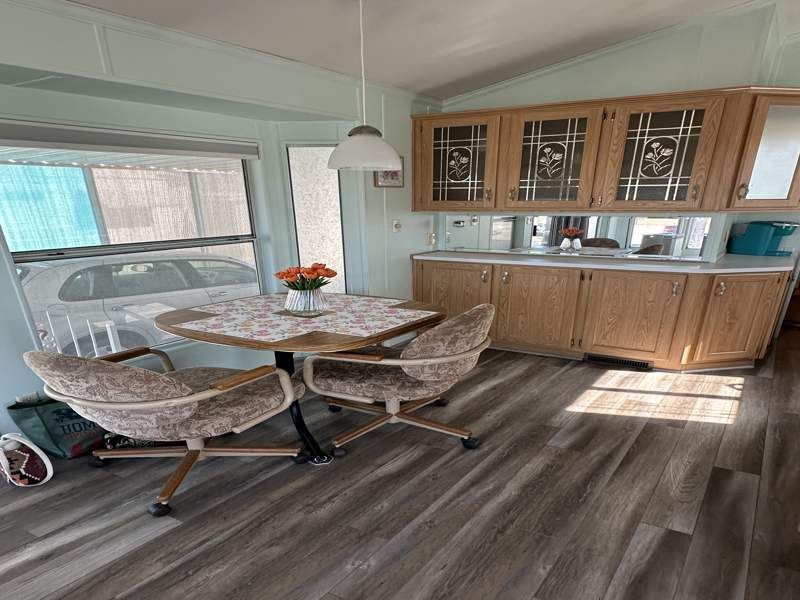 10442 N Frontage Rd #137