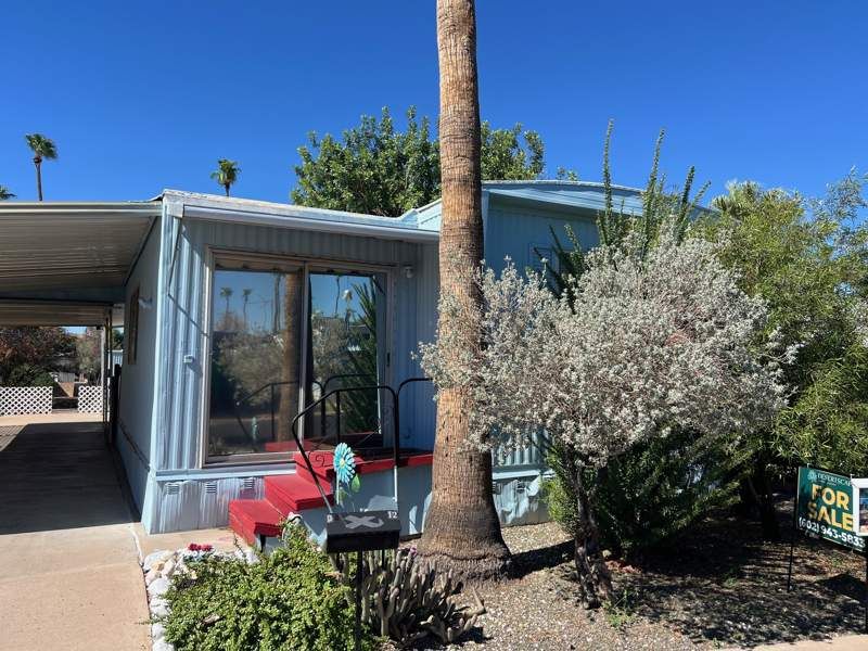 2050 W. Dunlap Ave #D012