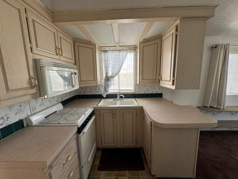 10442 N Frontage Rd #369