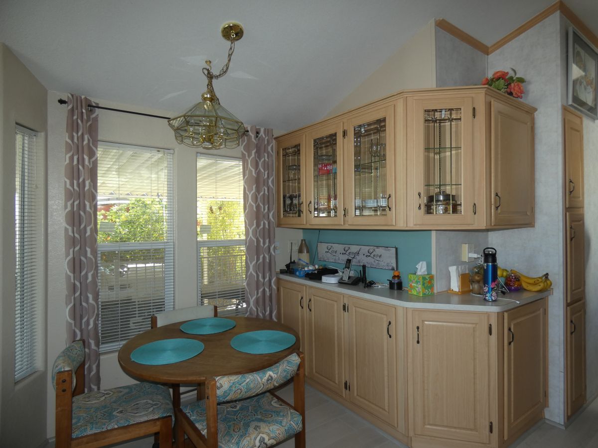 1110 North Henness Rd 919