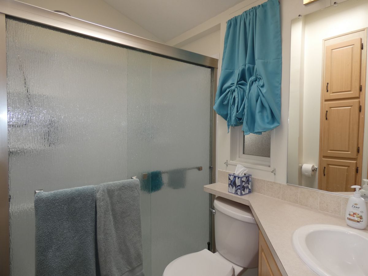 1110 North Henness Rd 919