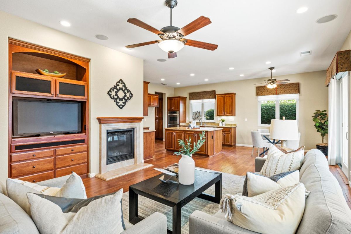 6031 Creekberry Way