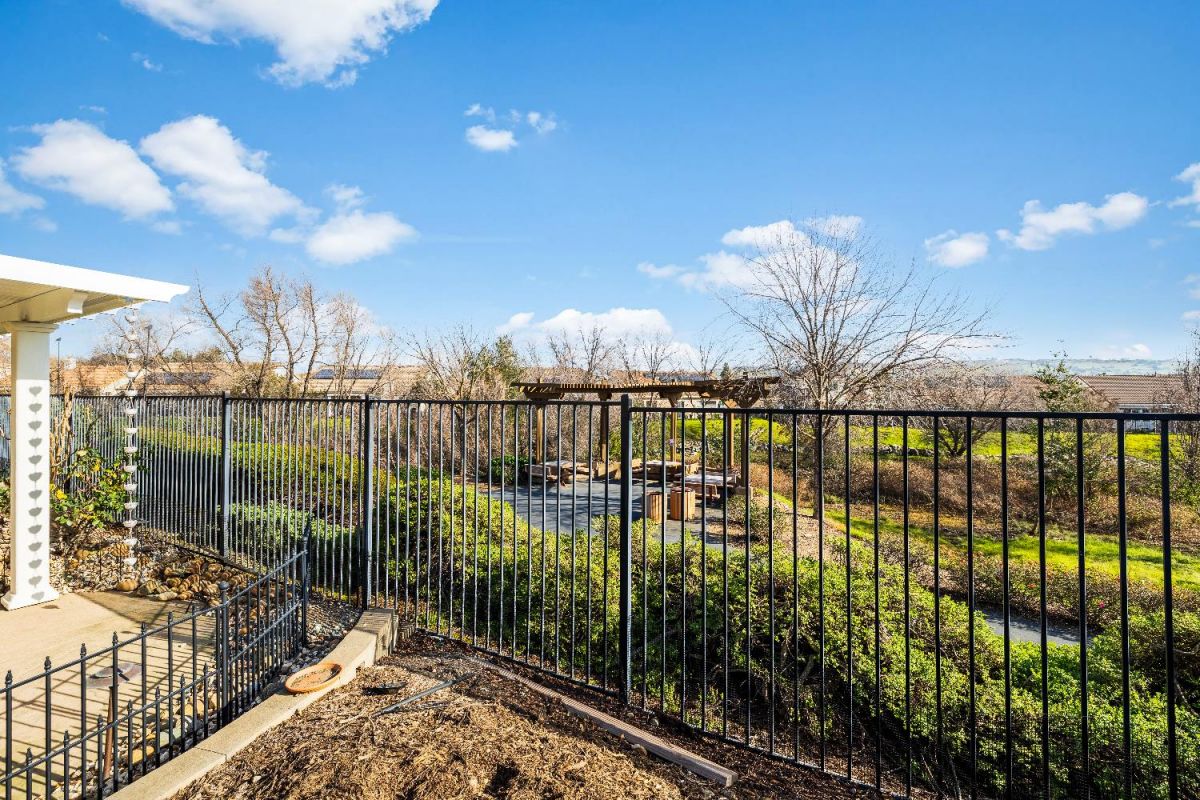 6031 Creekberry Way