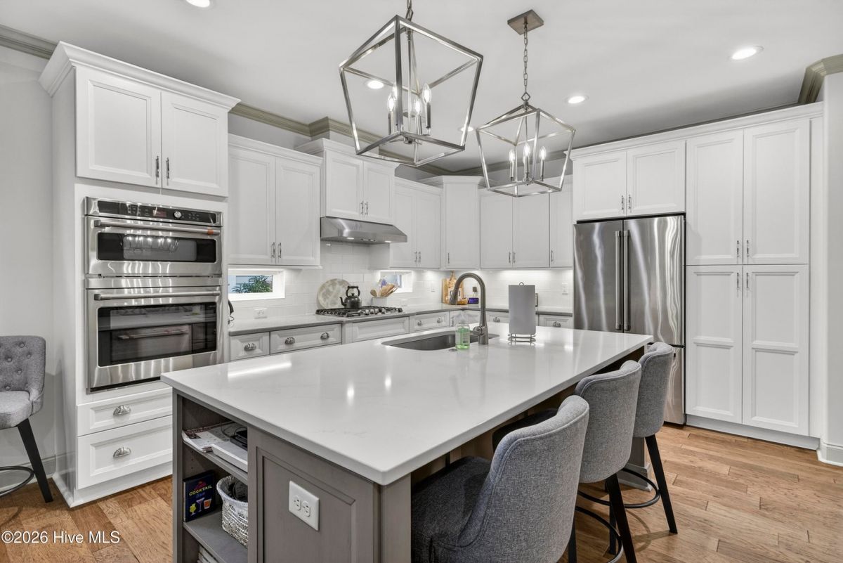 8313 Oak Abbey Trail