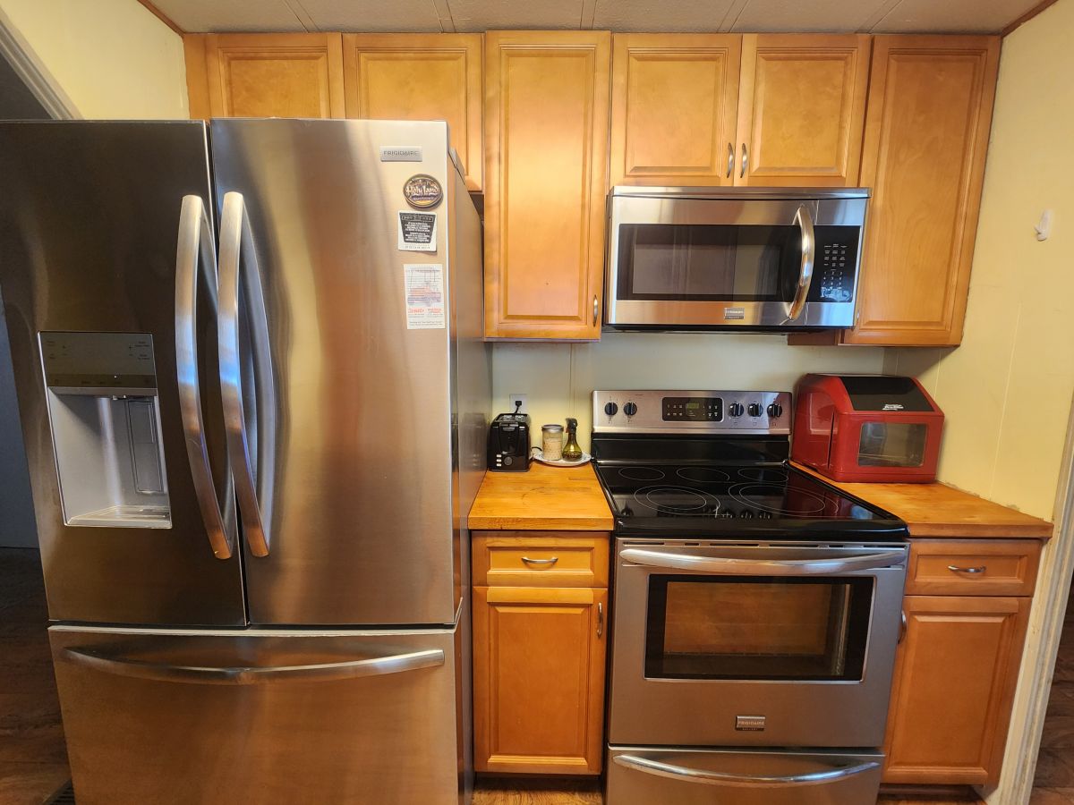 3000 US HWY 17\92 W, LOT #108