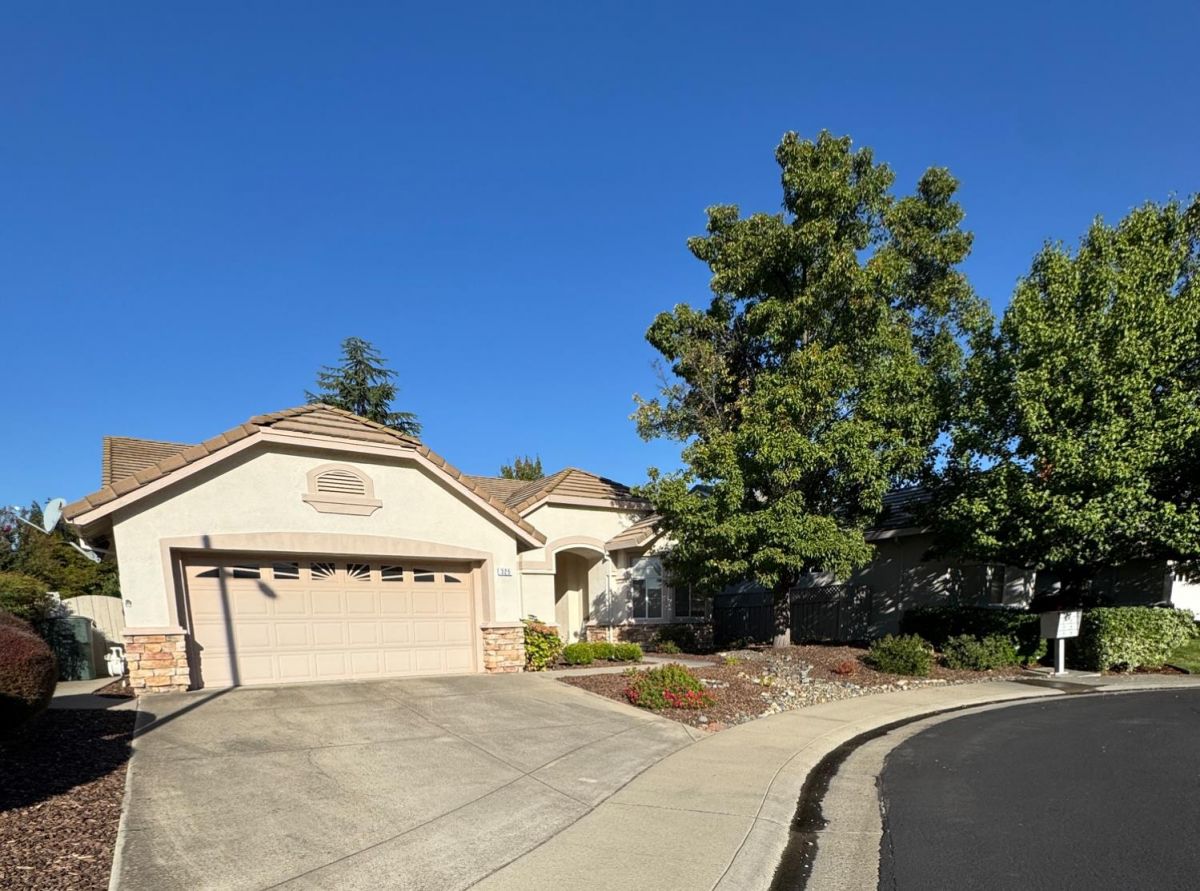 325 Savannah Court