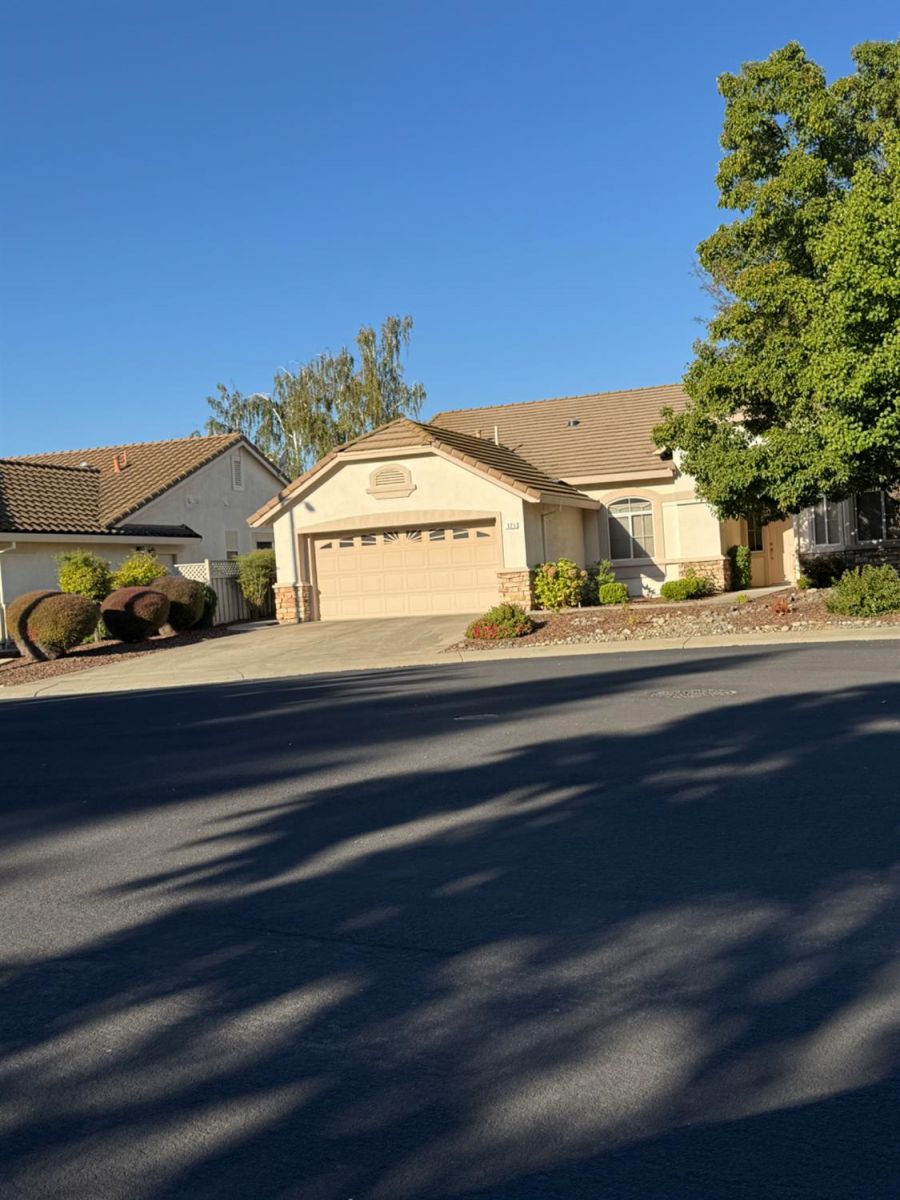 325 Savannah Court