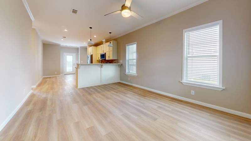 25671 Redblush Circle