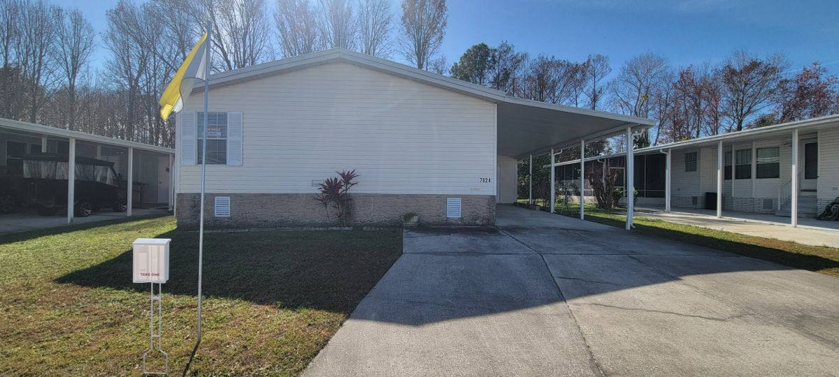 7824 Walkers Cay Avenue