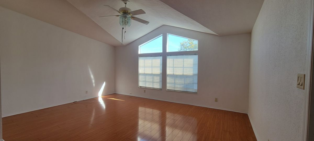 7824 Walkers Cay Avenue