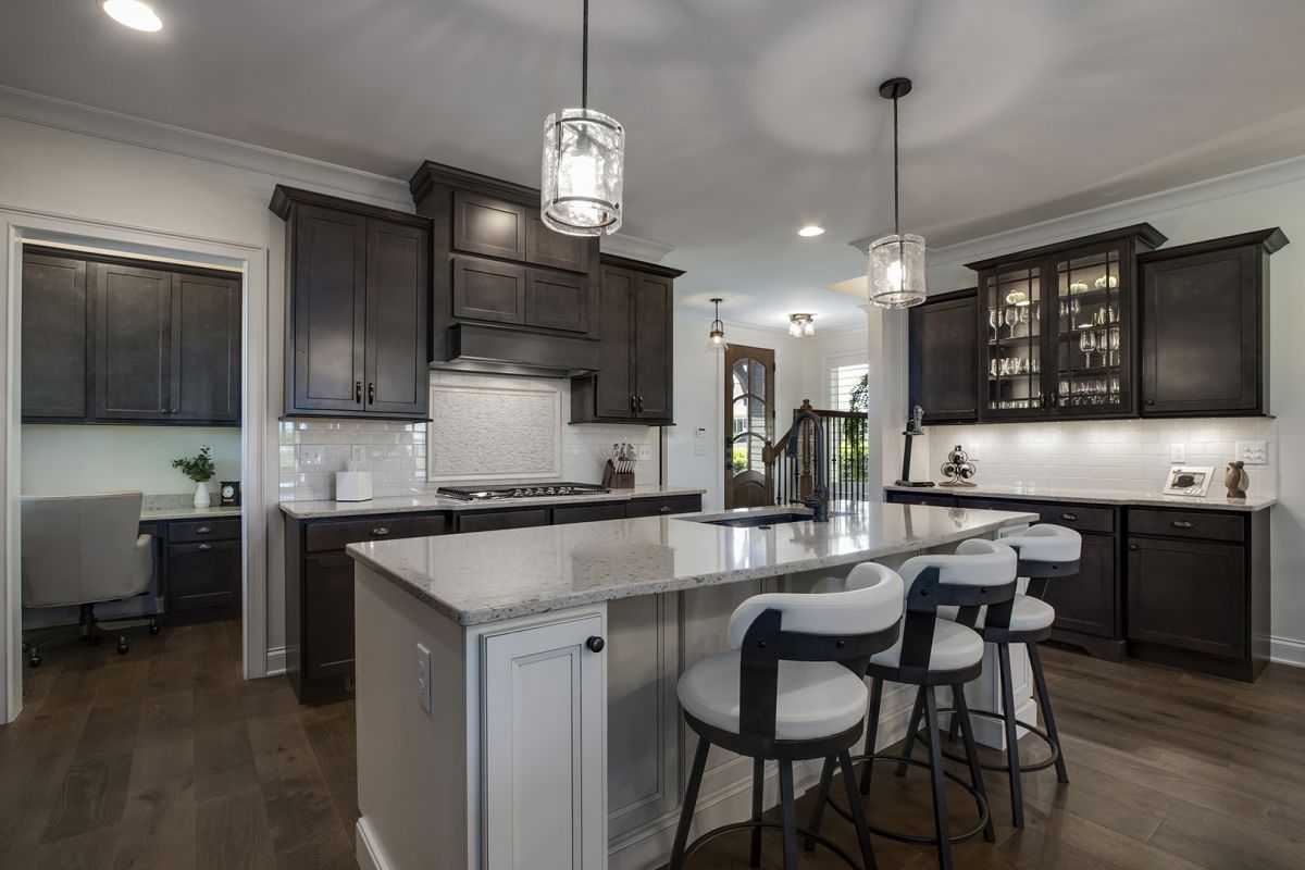 110 E Highlands Circle