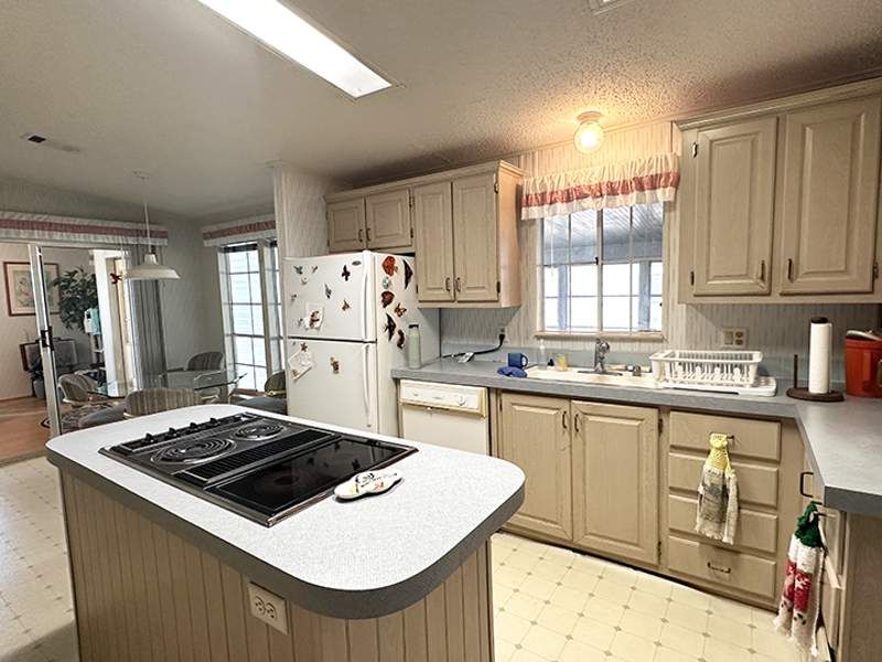 25966 Flowerstone Court L-074