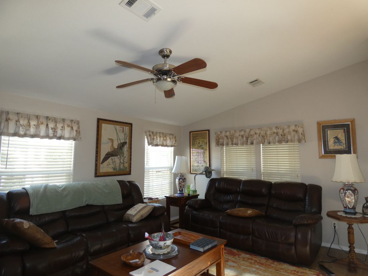 1110 North Henness Rd 1143