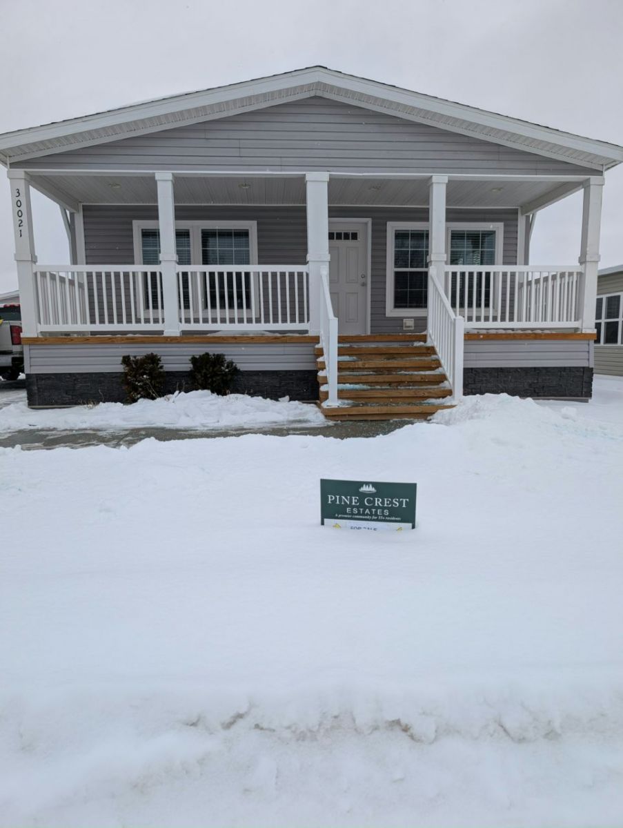 30021 Pineview Circle