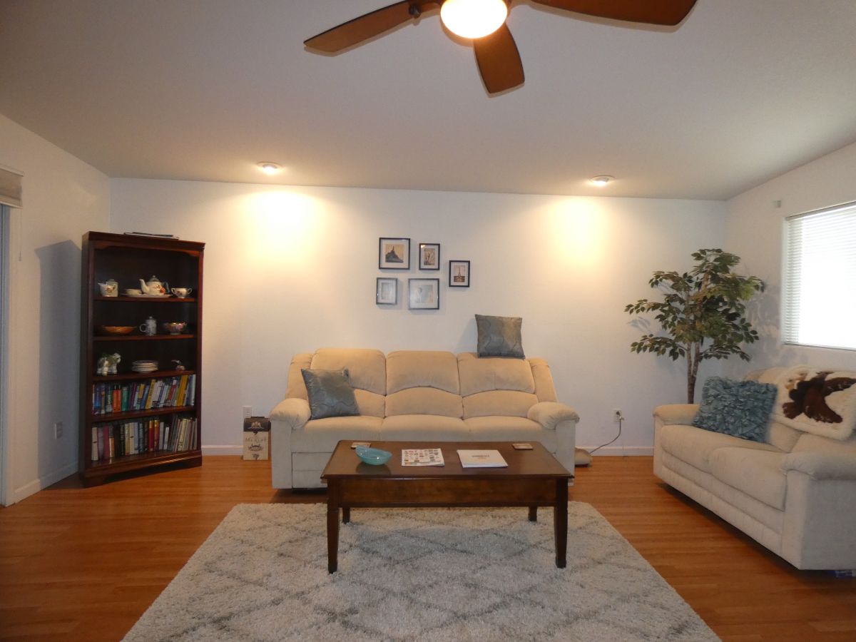 1110 North Henness Rd 1794