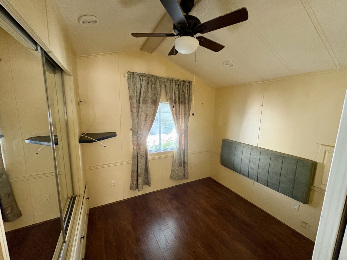 6633 53rd Avenue East D40