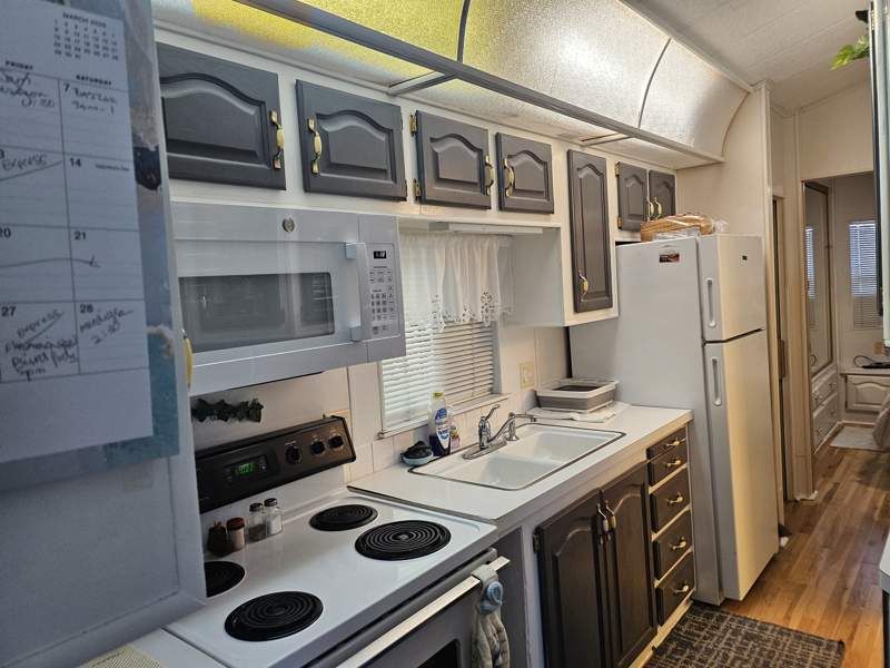 14010 S Amado Blvd #282