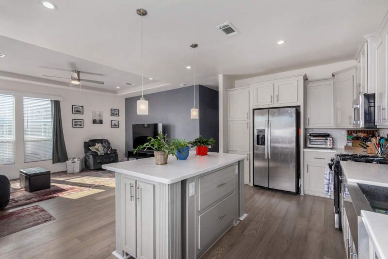 3300 E. Broadway Rd. #258