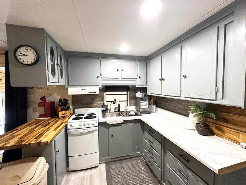 25501 Trost Blvd. 06-34