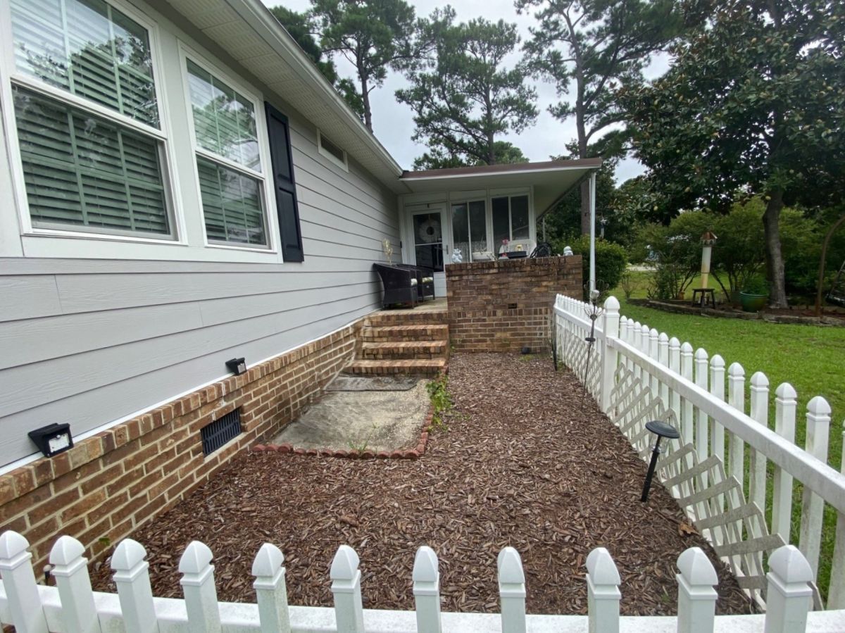 3131 Moonshadow Lane