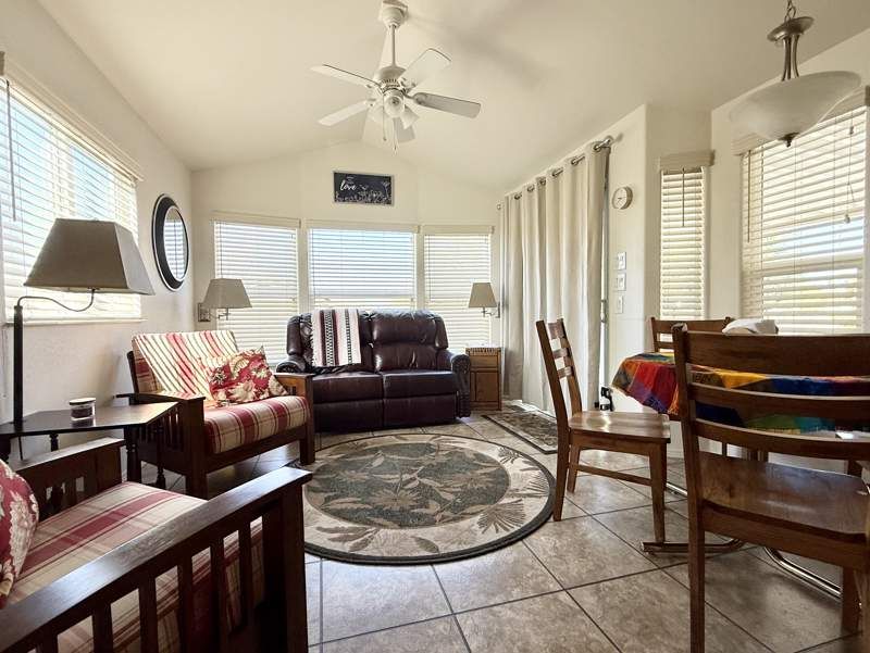 10442 N Frontage Rd #217