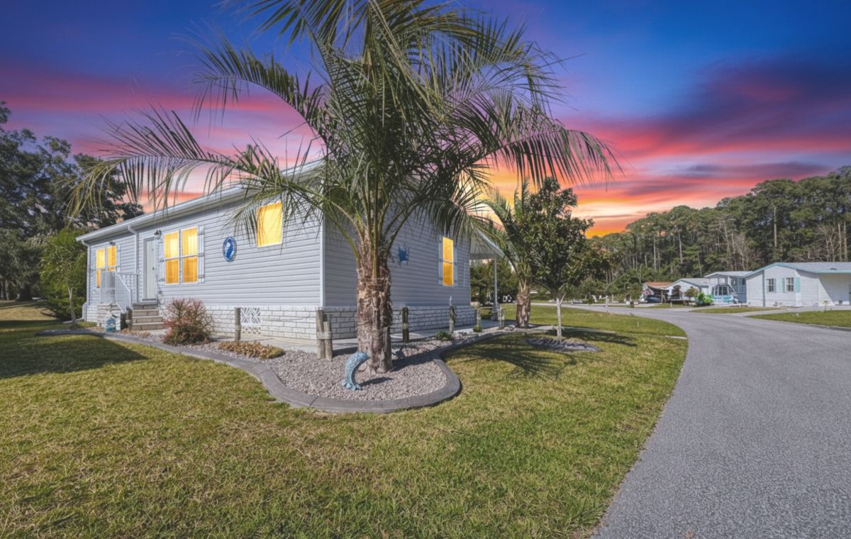 8113 W. COCONUT PALM DR.