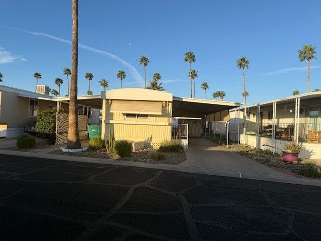 2050 W. Dunlap Ave #C070