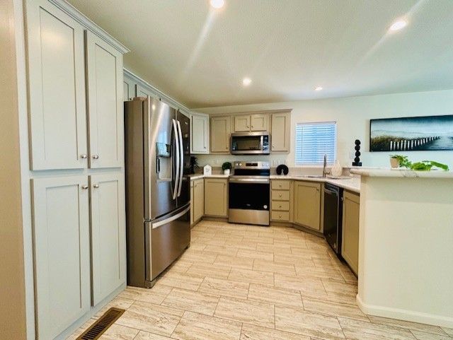 10201 N. 99th Ave. #21