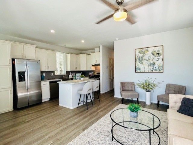 10201 N. 99th Ave. #2