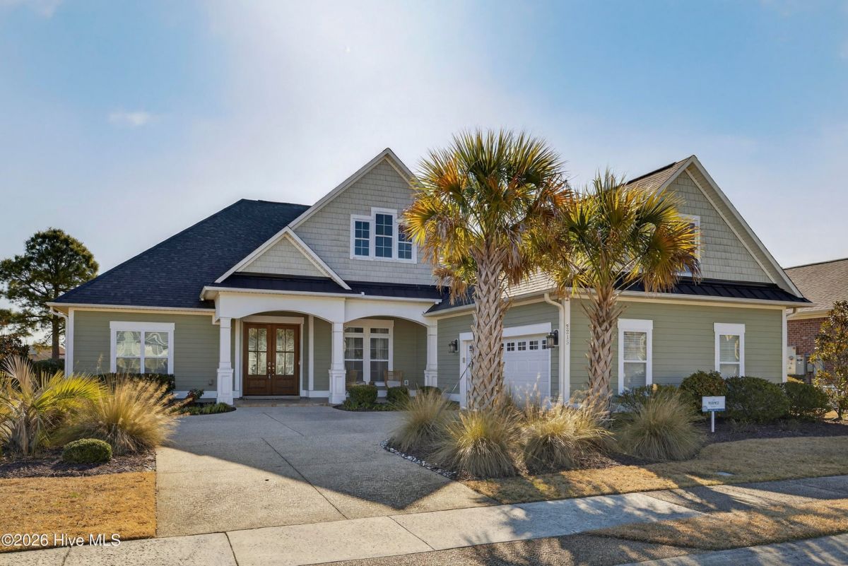 2215 Meadow Holly Trail