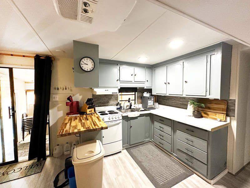 25501 Trost Blvd. 06-34