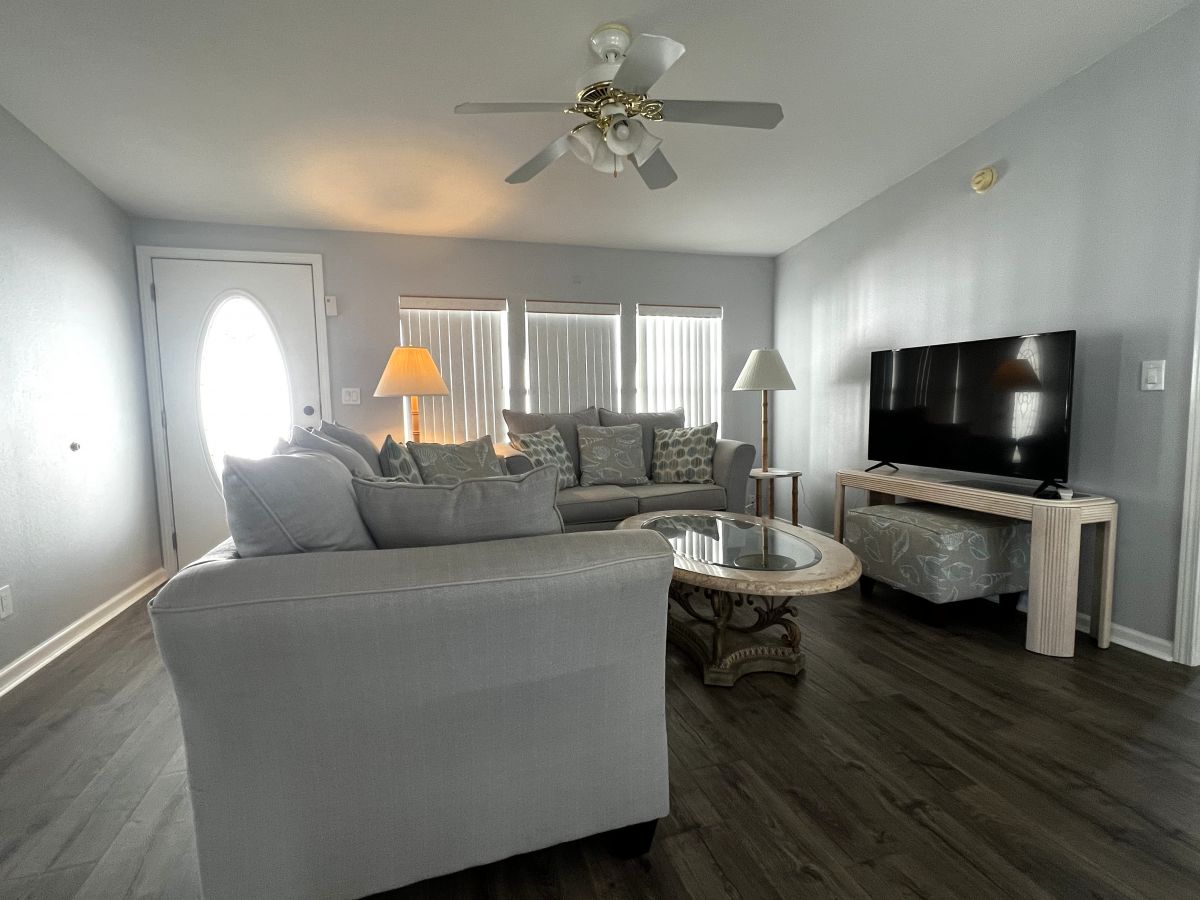 29200 S. Jones Loop Road #213