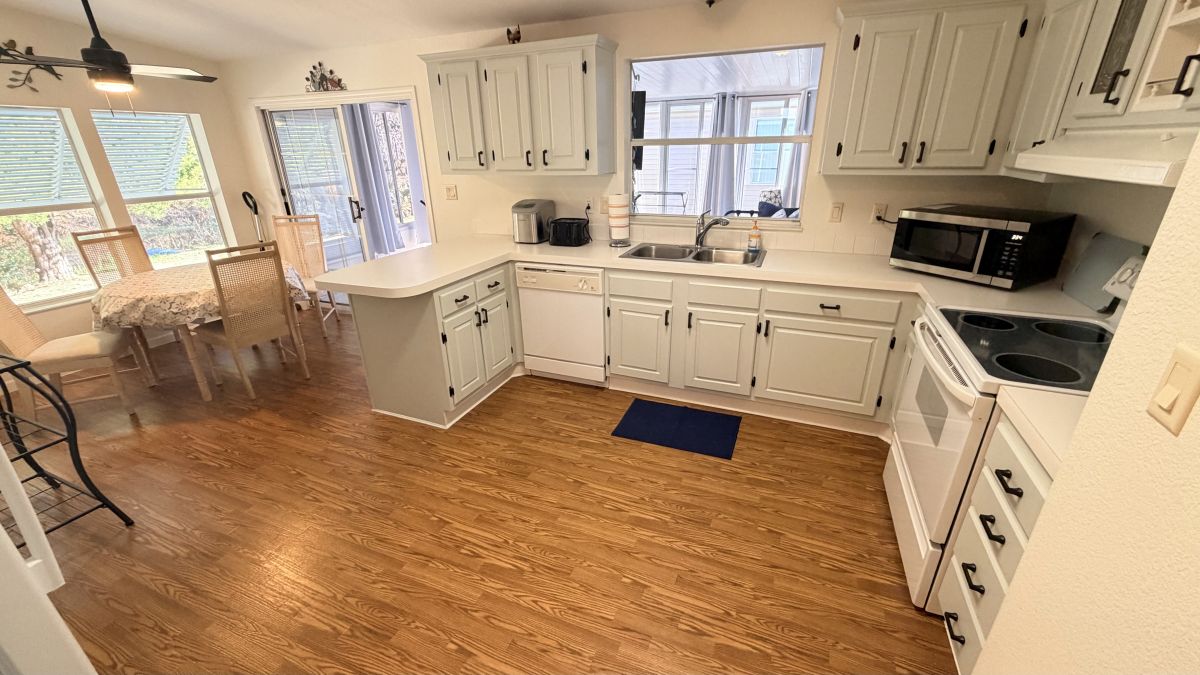 9185 W Forest View Drive