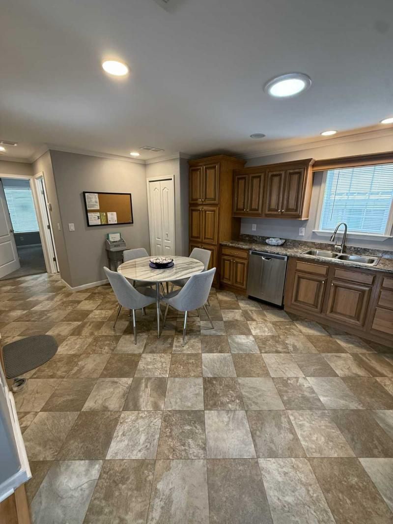 701 Aqui Esta Dr #246