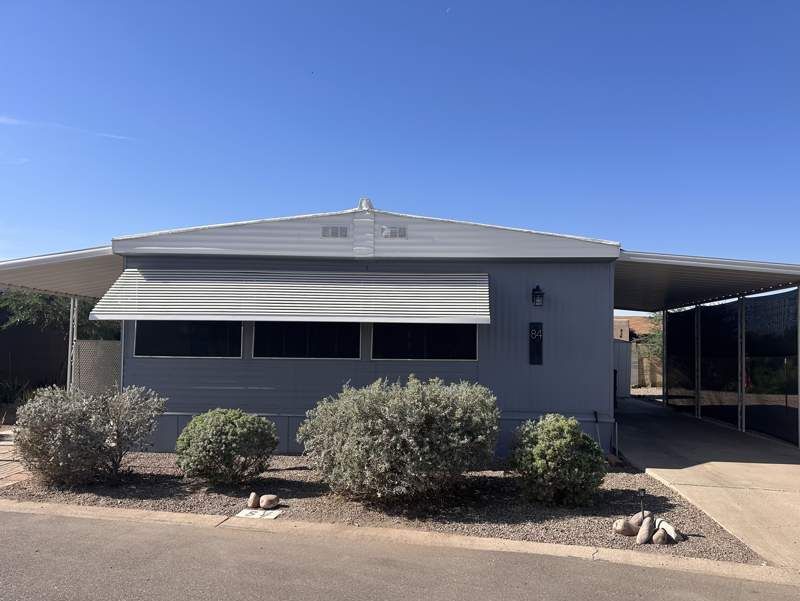 2727 E. University Drive, #084