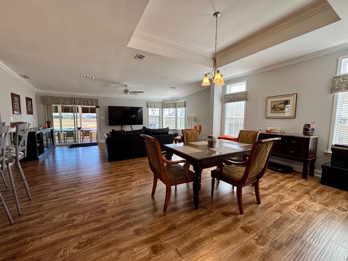 3934 MANATEE CLUB DRIVE