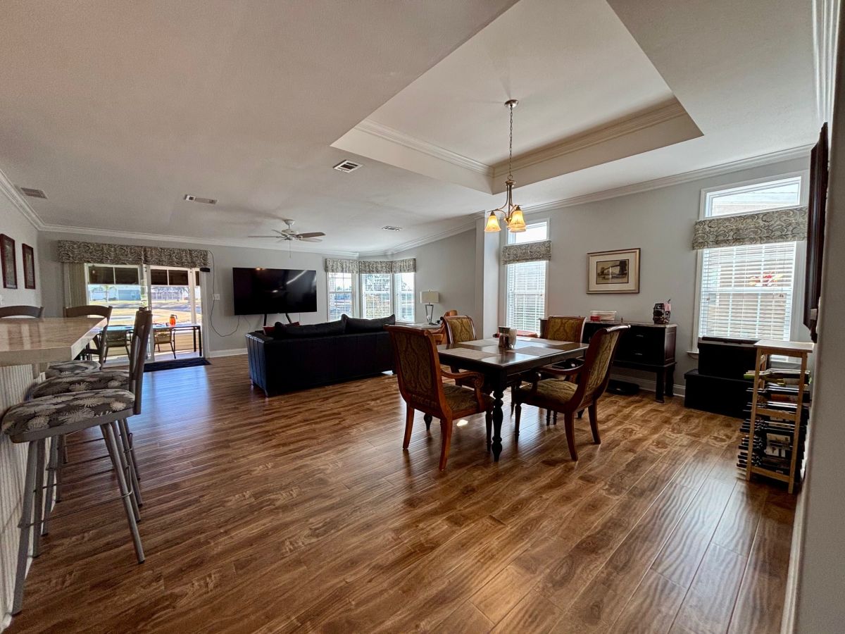 3934 MANATEE CLUB DRIVE