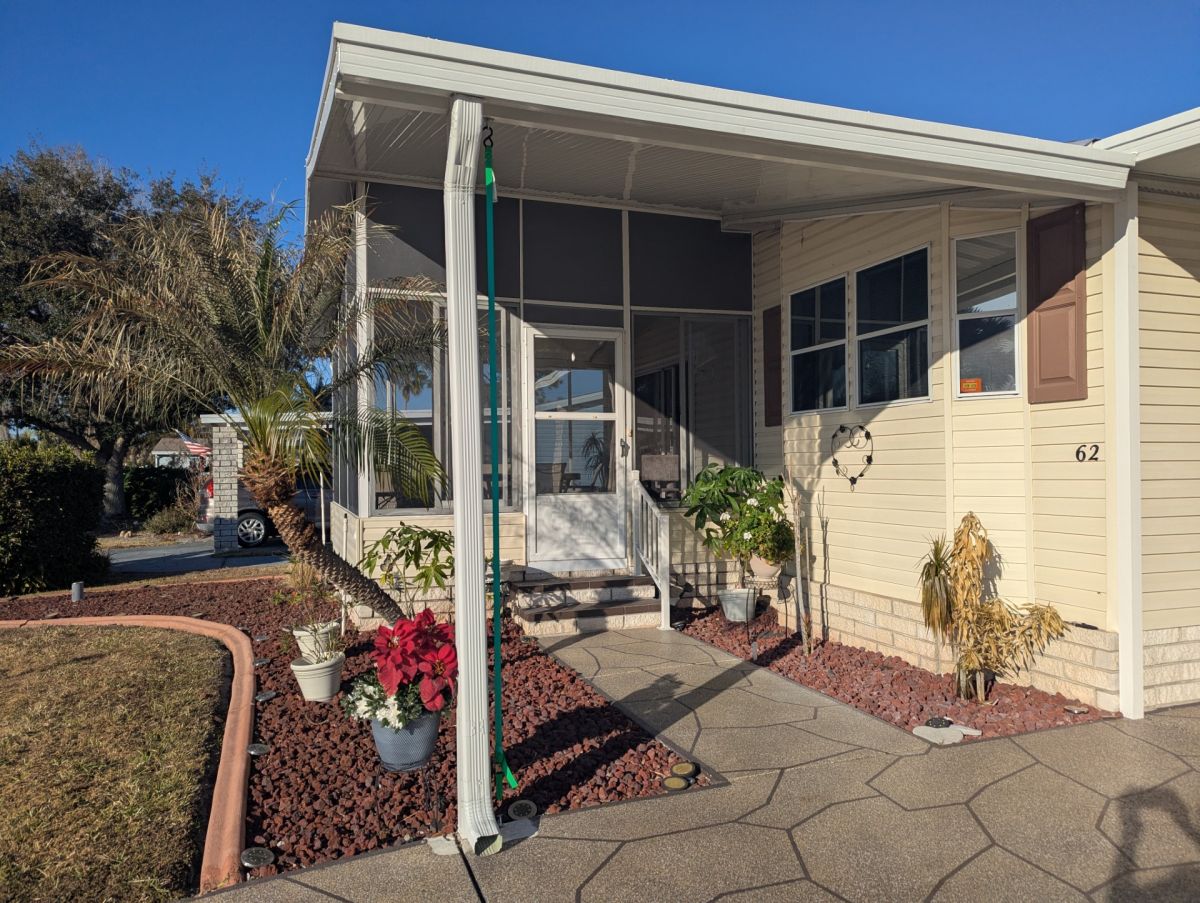 62 Southhampton Blvd