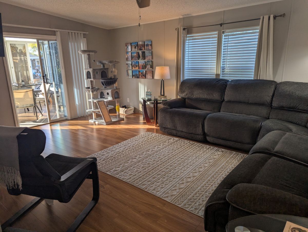 62 Southhampton Blvd