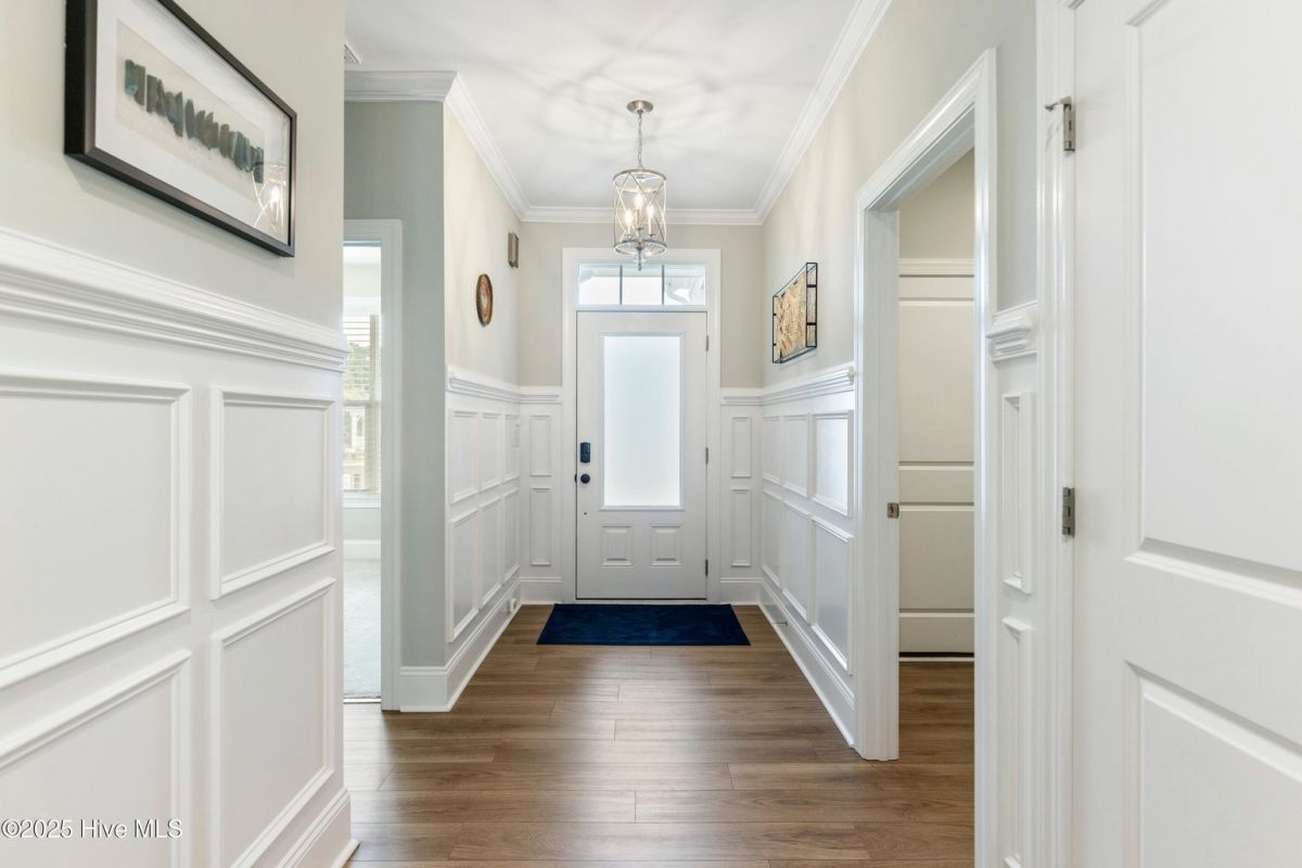 9006 Mango Bay Court