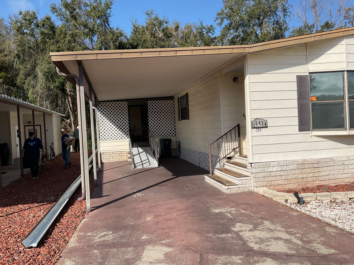 15434 LAKESHORE VILLA CIRCLE