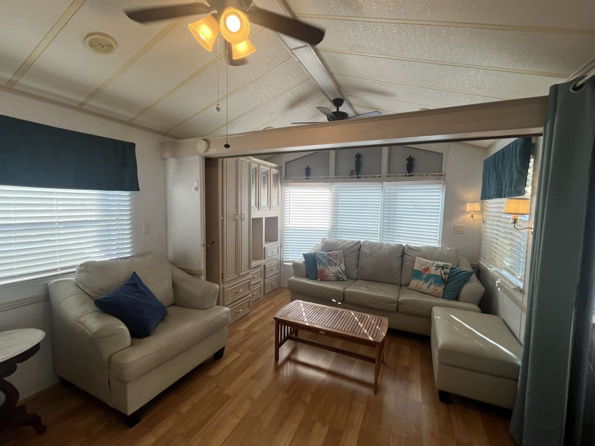 11911 66th Street 706