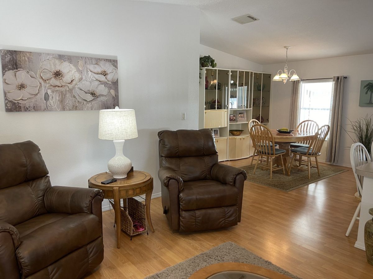 29200 S. Jones Loop Road #200