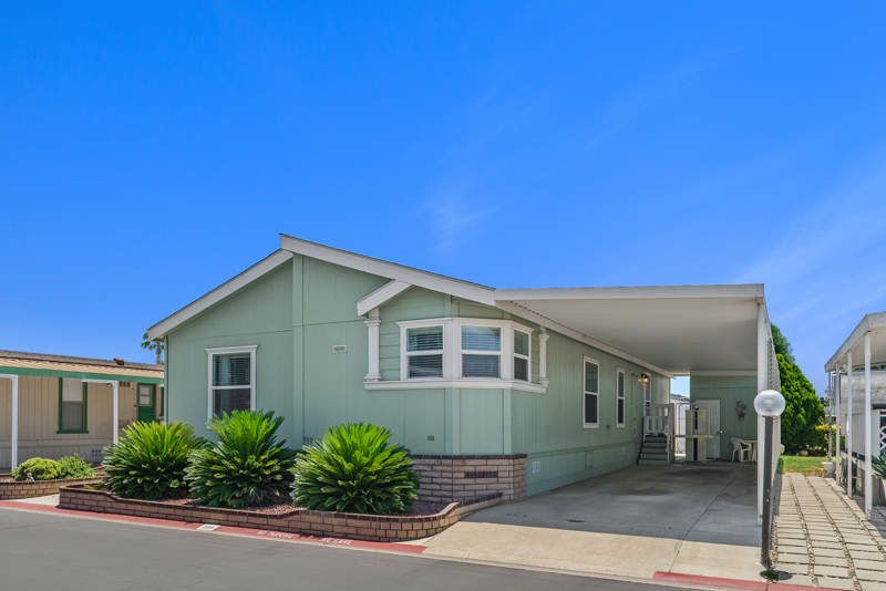 1456 E Philadelphia St #390