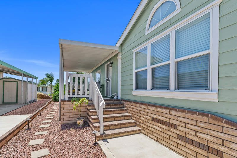 1456 E Philadelphia St #390