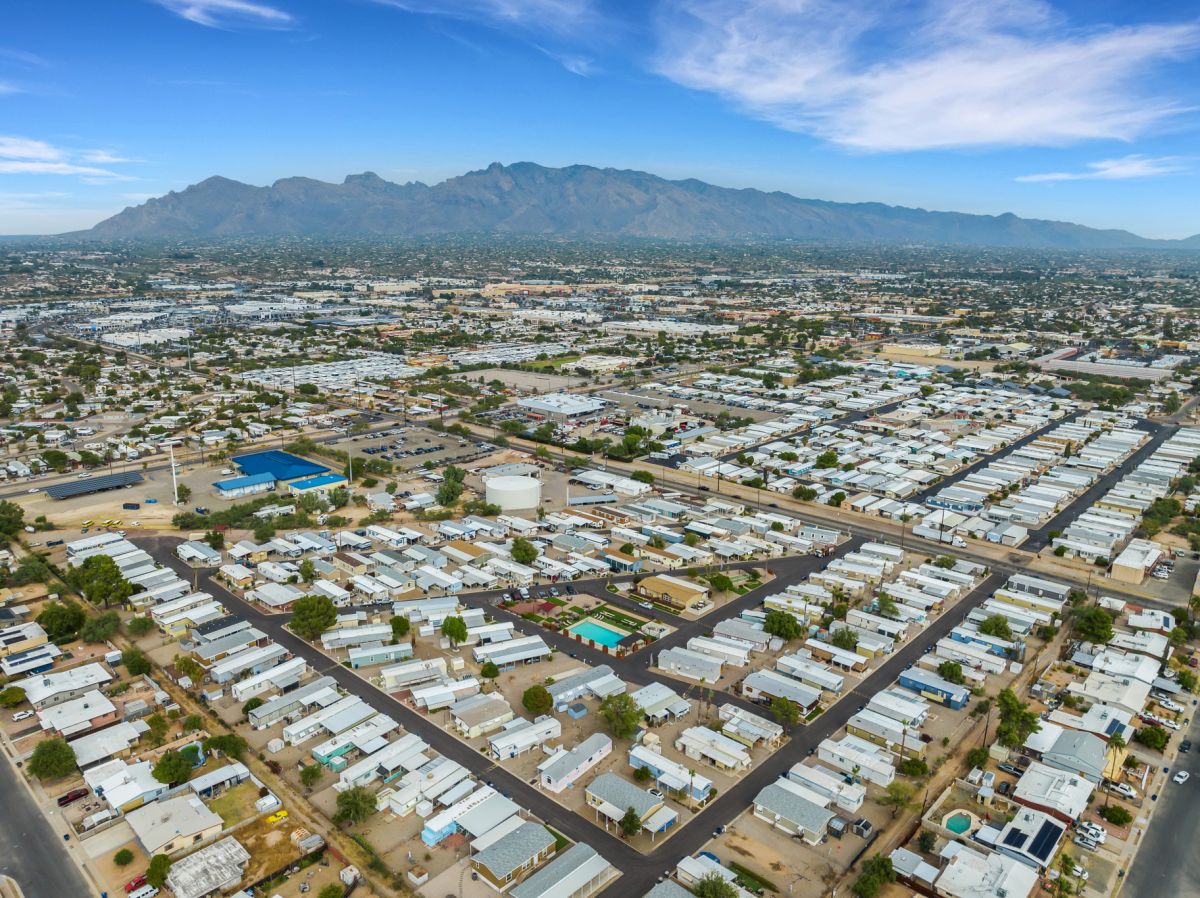 3833 N. Fairview Ave. # 61