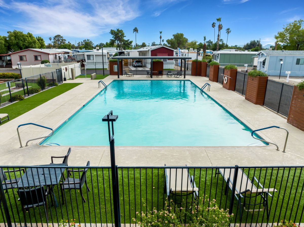 3833 N. Fairview Ave. # 61