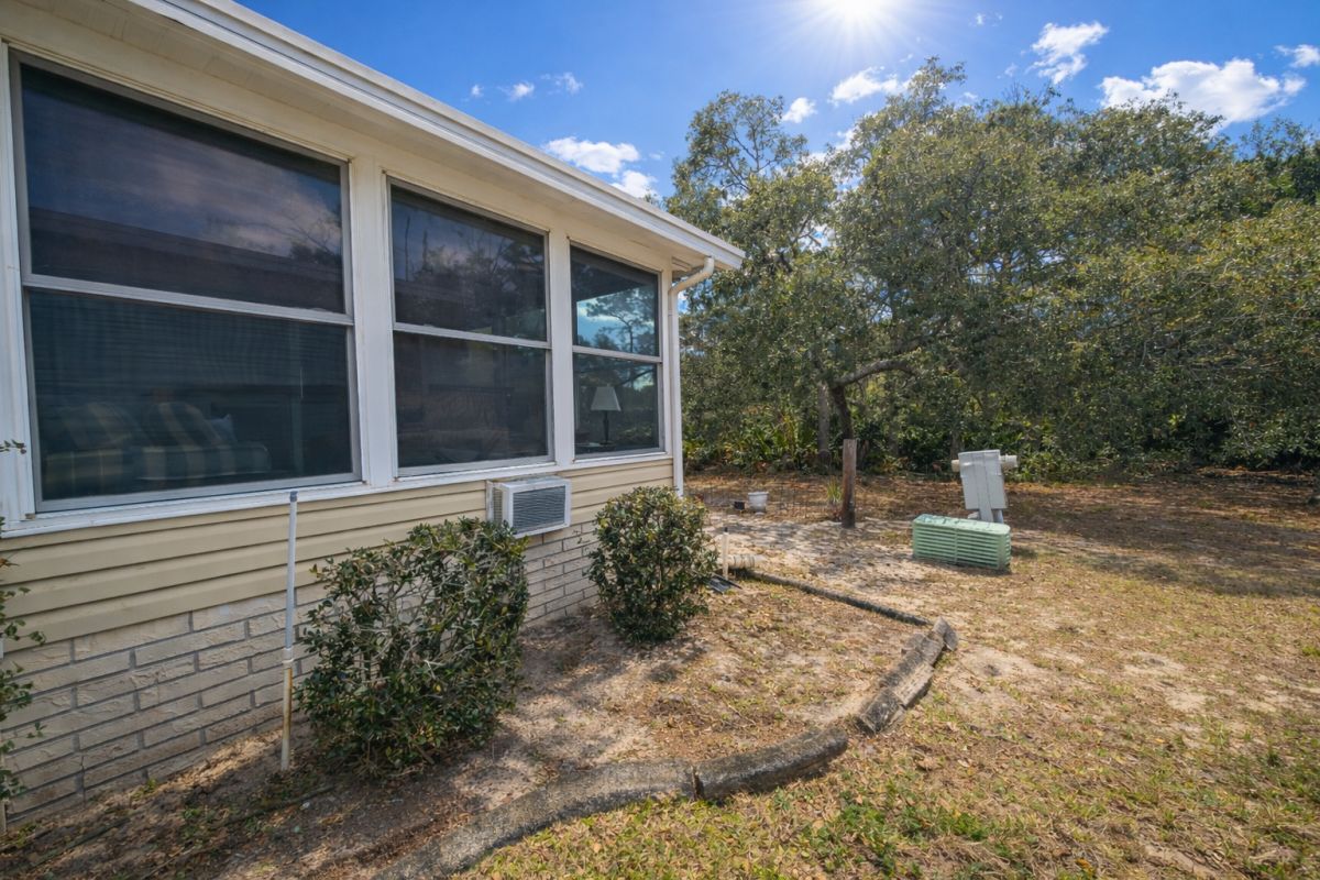 604 S Crooked Tree Path